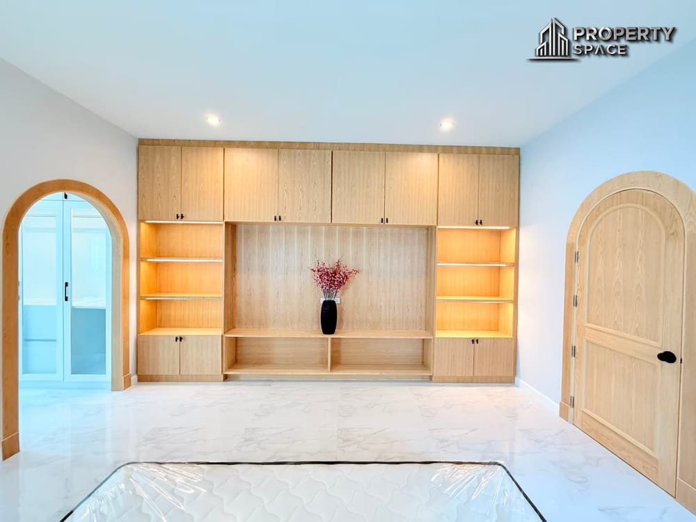 Brand New 4-Bedroom Pool Villa Near Tara Pattana International School Pattaya For Sale Image 18