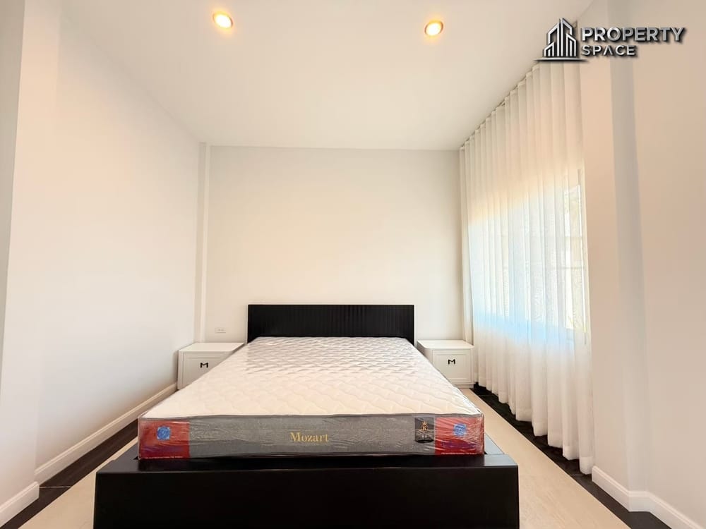 Brand New 4-Bedroom Pool Villa Near Tara Pattana International School Pattaya For Sale Image 25