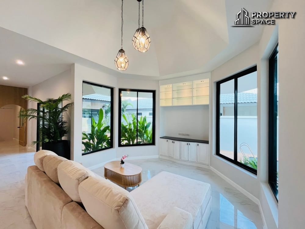 Brand New 4-Bedroom Pool Villa Near Tara Pattana International School Pattaya For Sale Image 8