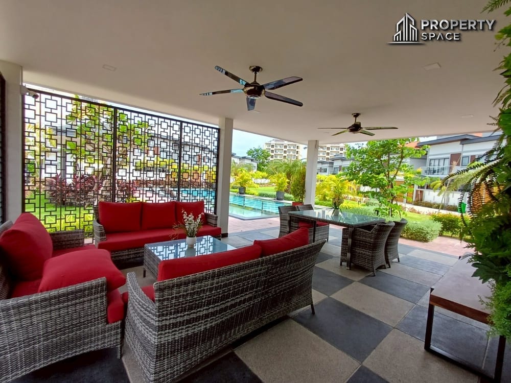 Newly Renovated 3 story Townhome 4-Bedroom Prime Location in Central Pattaya for Sale/Rent Image 6