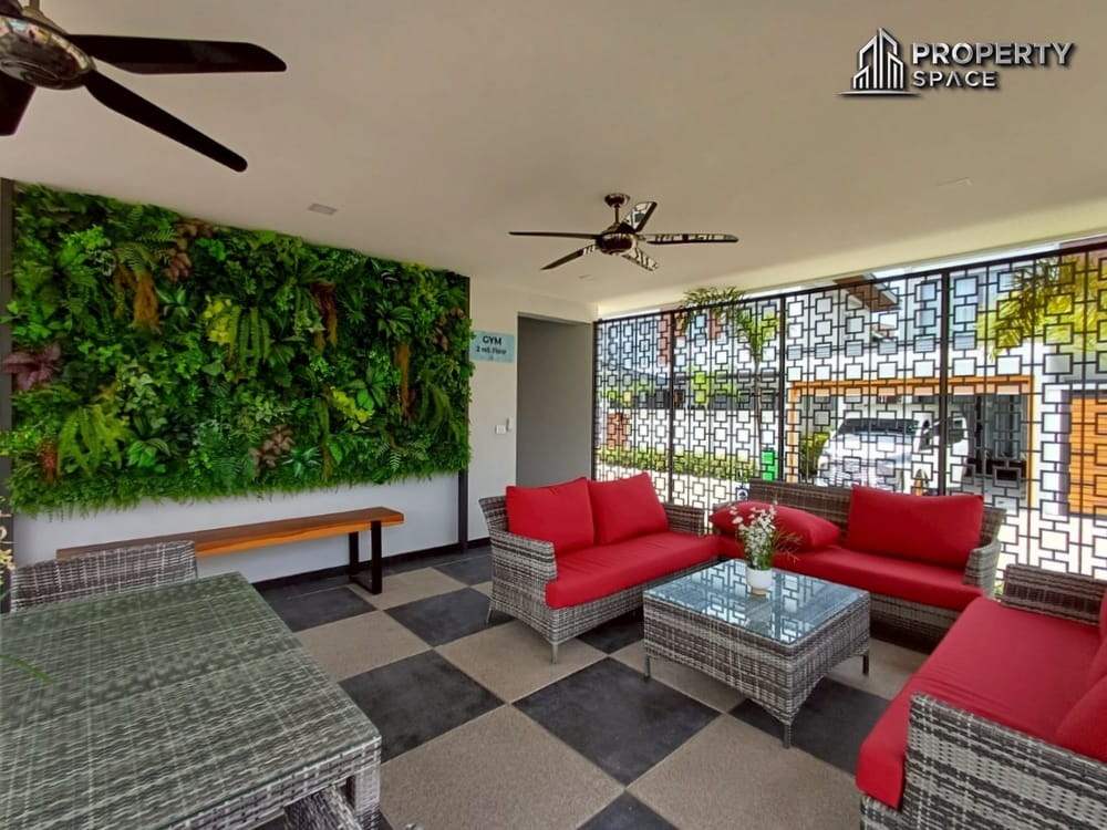 Newly Renovated 3 story Townhome 4-Bedroom Prime Location in Central Pattaya for Sale/Rent Image 6