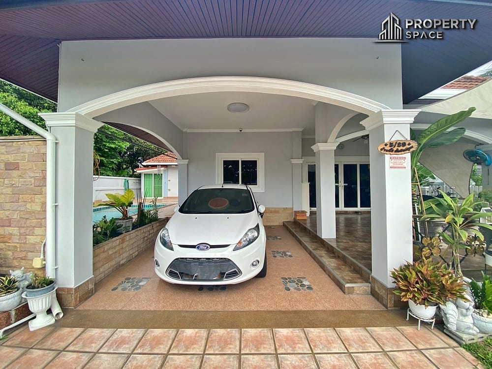 Charming Thai Style 3 Bedroom Pool Villa in East Pattaya for Sale Image 33
