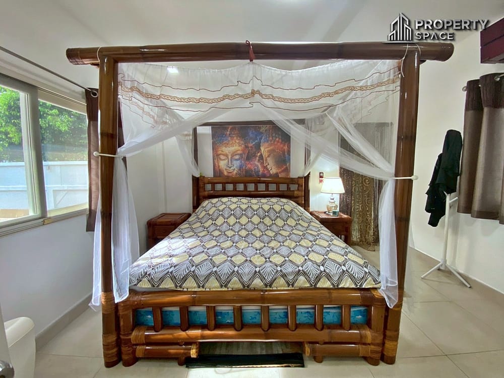 Charming Thai Style 3 Bedroom Pool Villa in East Pattaya for Sale Image 19