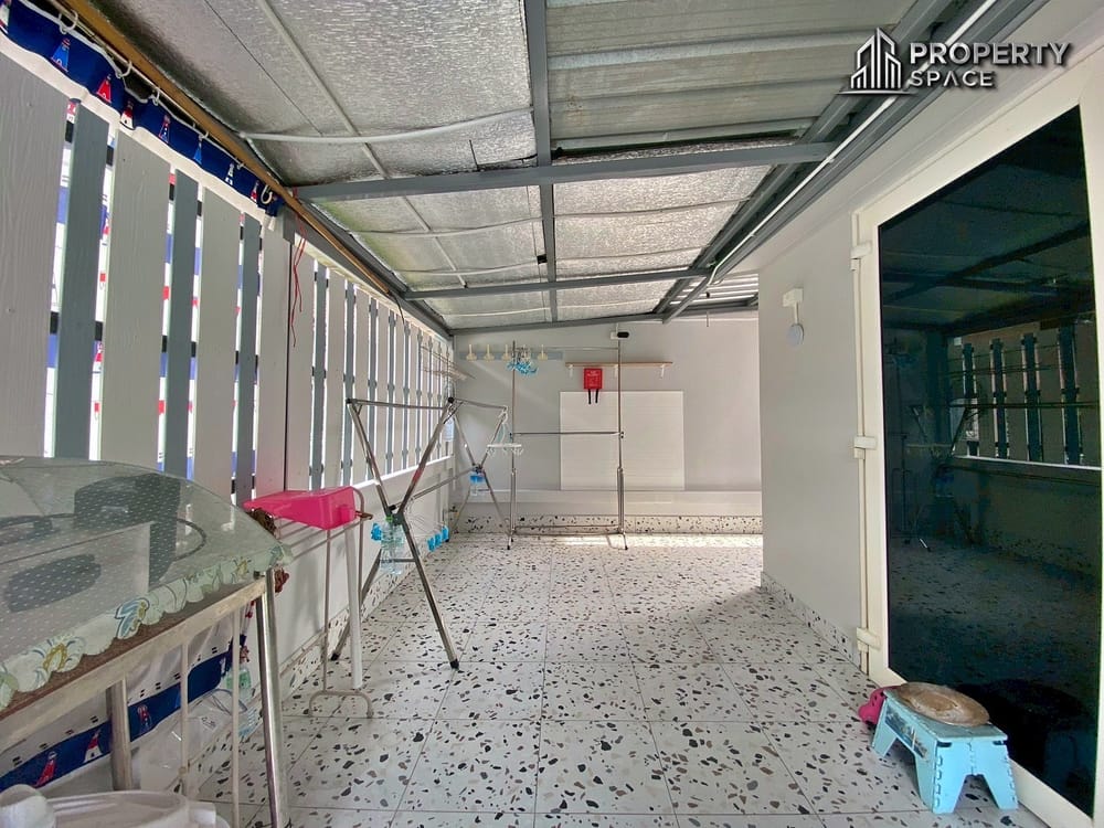 Charming Thai Style 3 Bedroom Pool Villa in East Pattaya for Sale Image 28