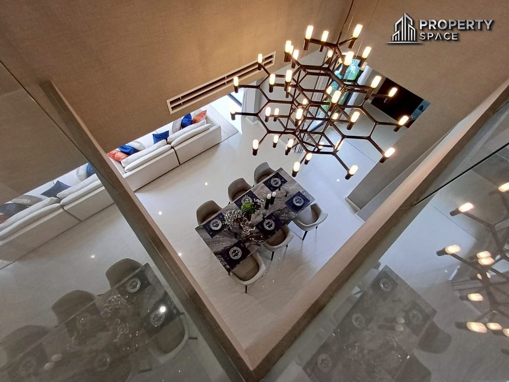 Luxurious Modern Pool Villa 4-Bedroom in South Pattaya Prime Location For Sale Image 19