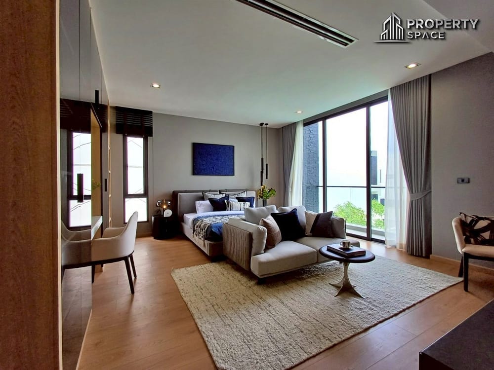 Luxurious Modern Pool Villa 4-Bedroom in South Pattaya Prime Location For Sale Image 44