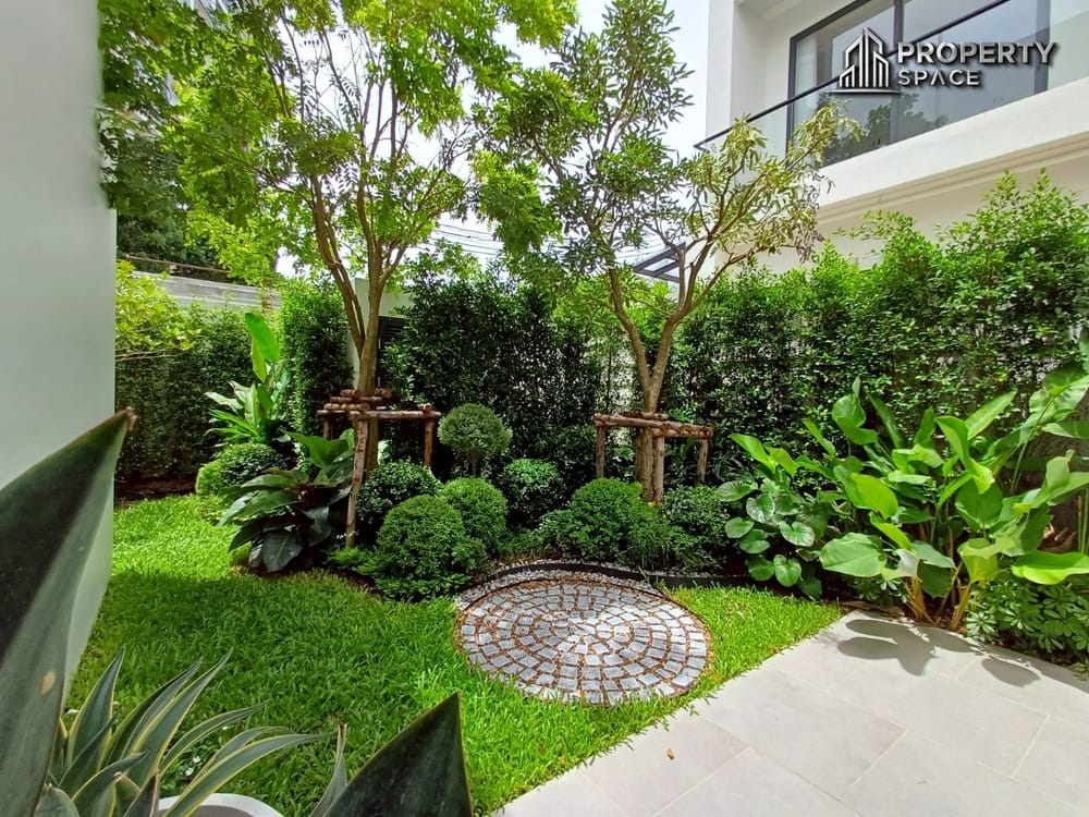 Luxurious Modern Pool Villa 4-Bedroom in South Pattaya Prime Location For Sale Image 54