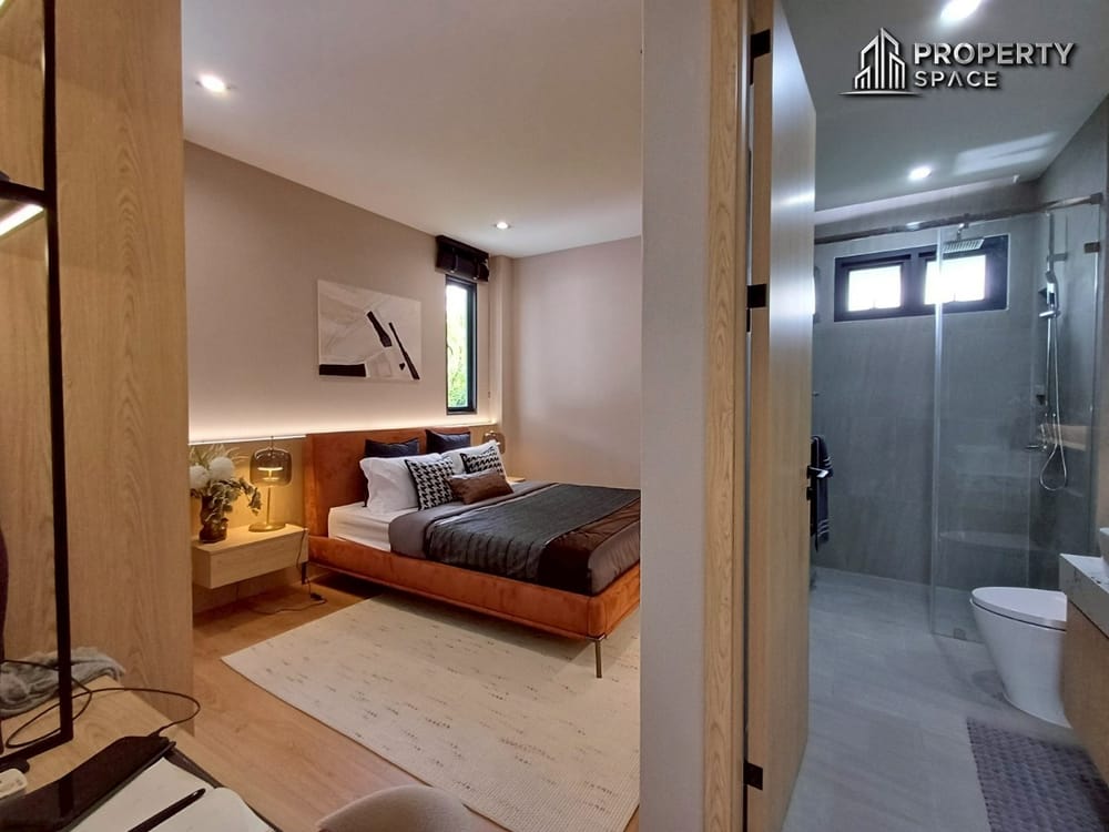 Luxurious Modern Pool Villa 4-Bedroom in South Pattaya Prime Location For Sale Image 20