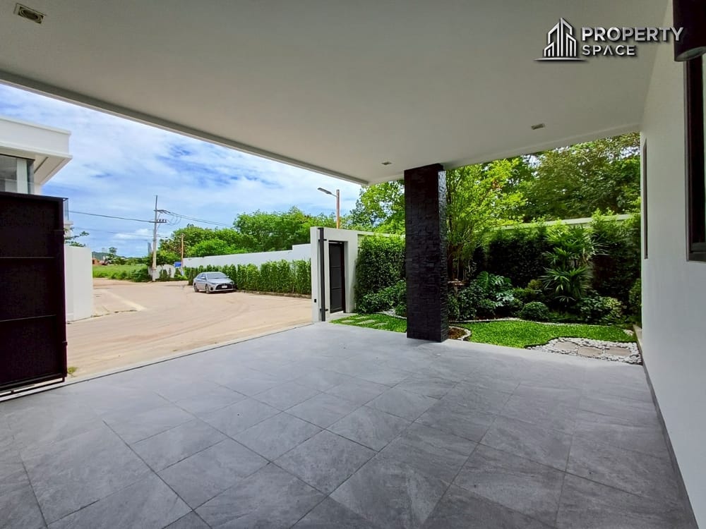 Luxurious Modern Pool Villa 4-Bedroom in South Pattaya Prime Location For Sale Image 62