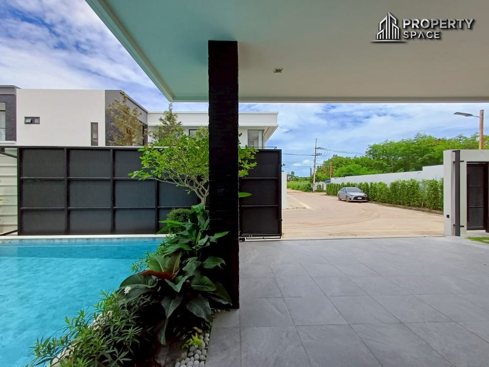 Luxurious Modern Pool Villa 4-Bedroom in South Pattaya Prime Location For Sale Image 52