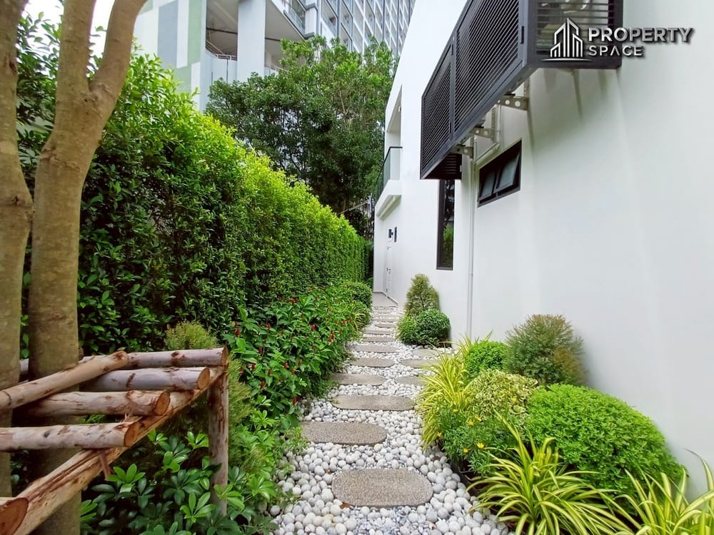 Luxurious Modern Pool Villa 4-Bedroom in South Pattaya Prime Location For Sale Image 56