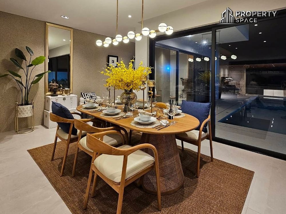 Luxury 4 Bedroom Pool Villa In Nong Pla Lai Pattaya For Sale Image 8