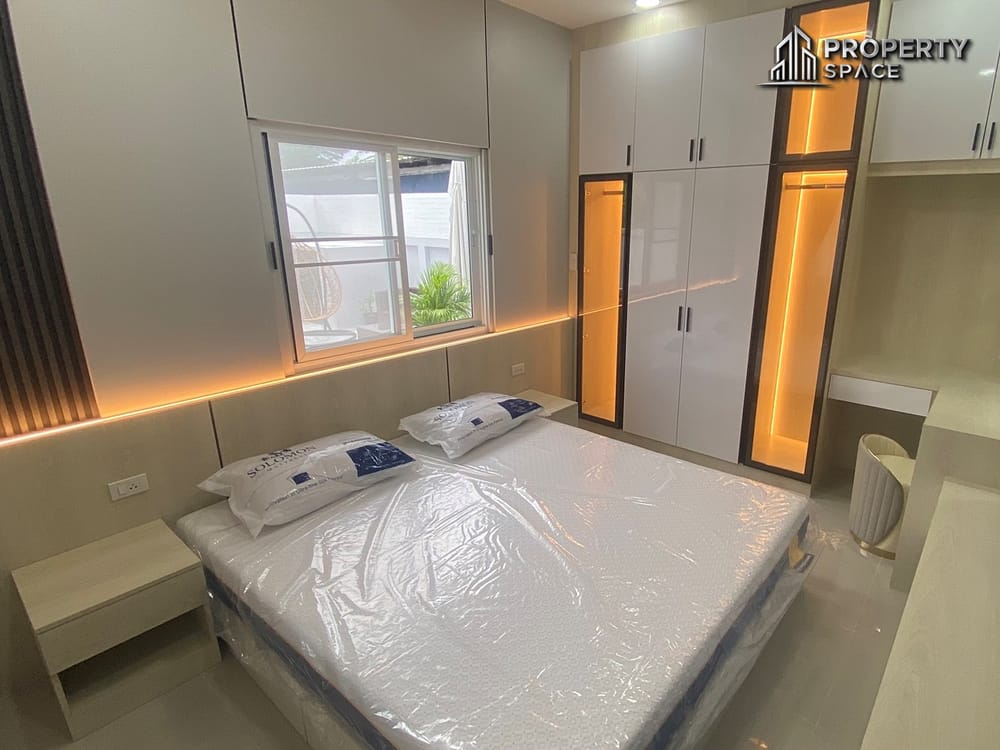 Brand New Modern 3 Bedroom Pool Villa in Huay Yai Pattaya For Sale Image 13