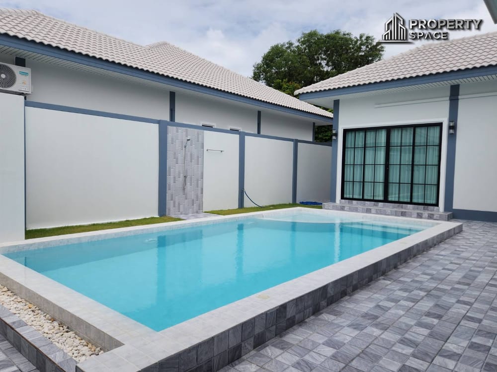Brand New Modern Single Storey 4 Bedroom Pool Villa for Sale in East Pattaya Image 4