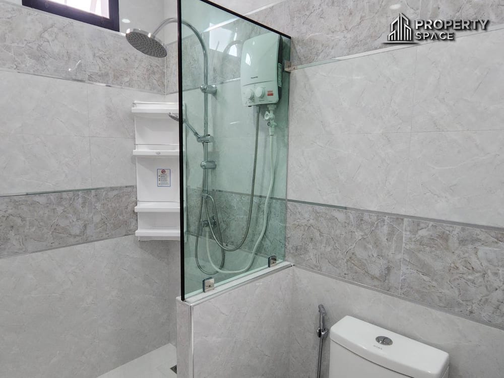 Brand New Modern Single Storey 4 Bedroom Pool Villa for Sale in East Pattaya Image 40