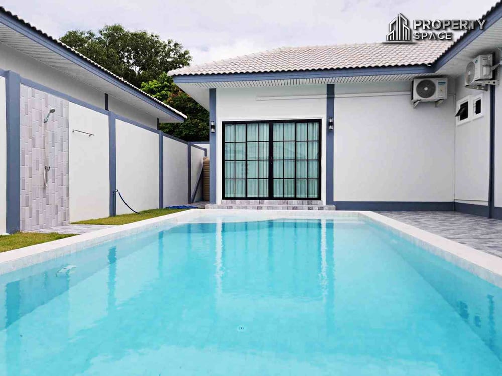 Brand New Modern Single Storey 4 Bedroom Pool Villa for Sale in East Pattaya Image 3