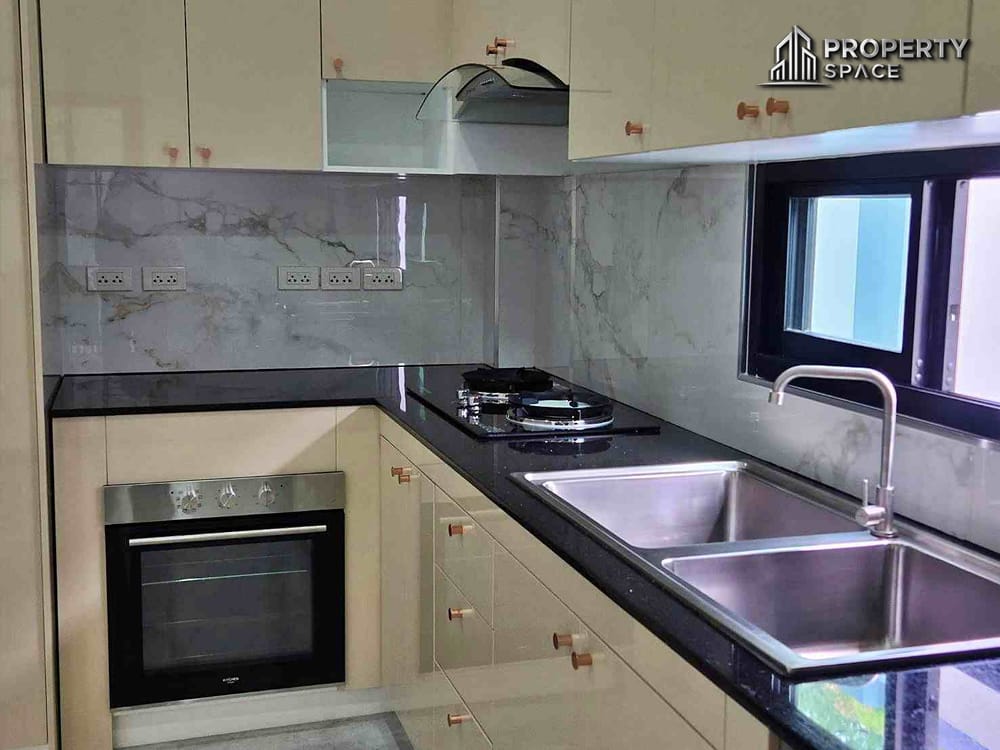 Brand New Modern Single Storey 4 Bedroom Pool Villa for Sale in East Pattaya Image 16