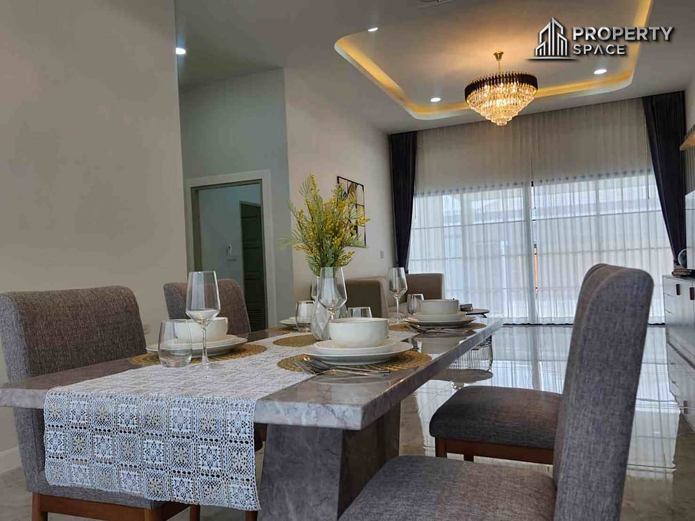 Brand New Modern Single Storey 4 Bedroom Pool Villa for Sale in East Pattaya Image 13