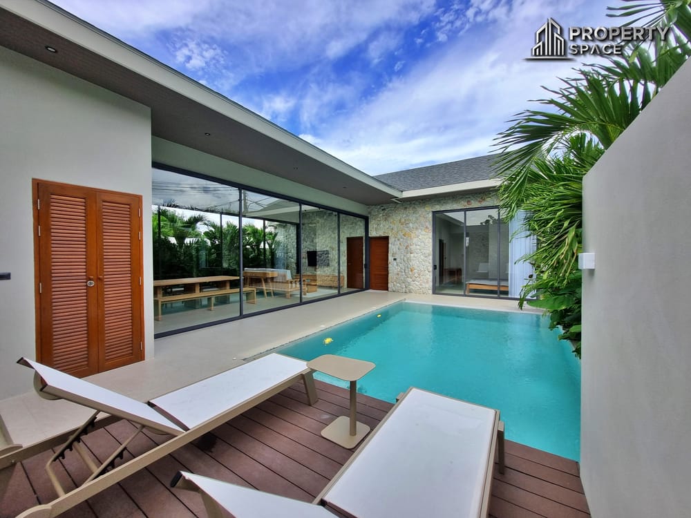 Tropical Modern 3 Bedroom Pool Villa In Soi Siam Country Club Pattaya For Sale Image 1