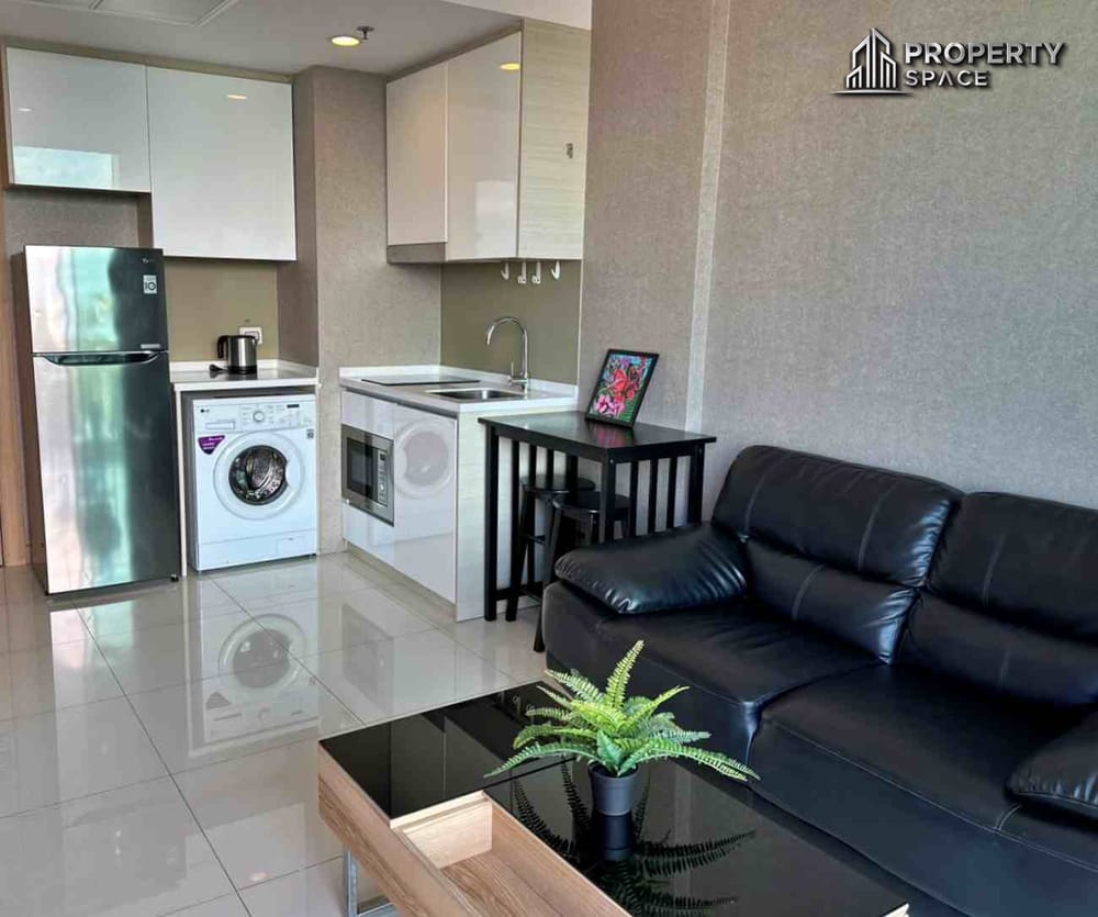 Stunning 1-Bedroom Condo In The Riviera Wongamat Beach For Sale Image 6