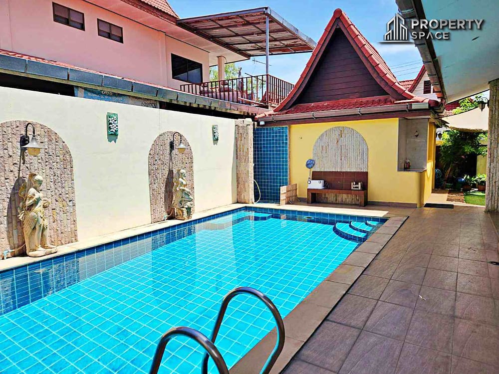 3 Bedroom Two-Storey Thai Style Pool Villa in East Pattaya For Rent Image 4
