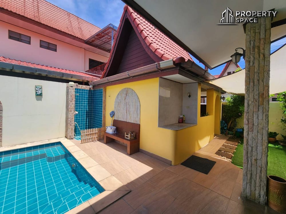 3 Bedroom Two-Storey Thai Style Pool Villa in East Pattaya For Rent Image 31
