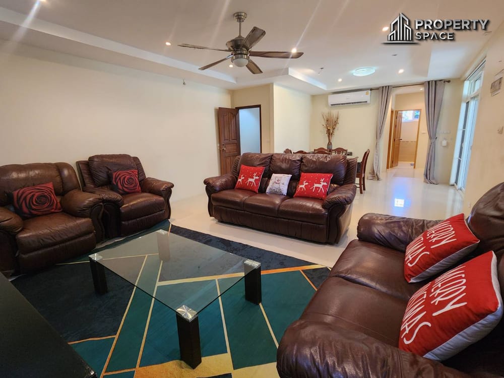 3 Bedroom Two-Storey Thai Style Pool Villa in East Pattaya For Rent Image 7