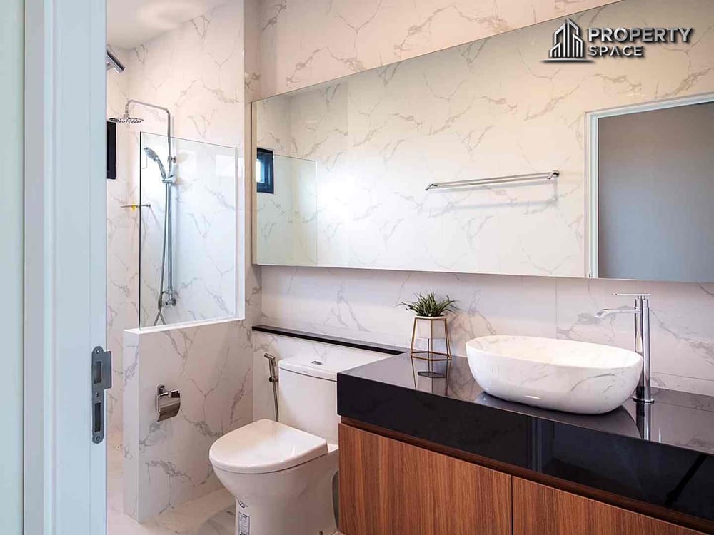 Presale UnFurnished 3 Bedroom Pool Villa In Huai Yai Pattaya For Sale Image 21