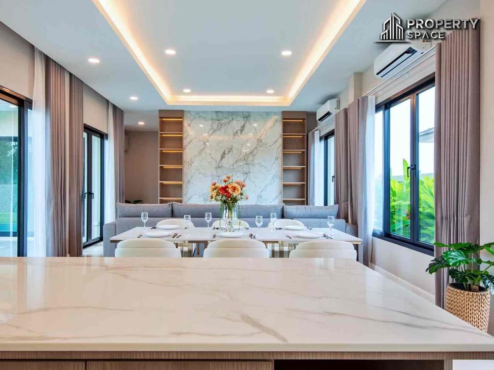 Presale UnFurnished 3 Bedroom Pool Villa In Huai Yai Pattaya For Sale Image 9