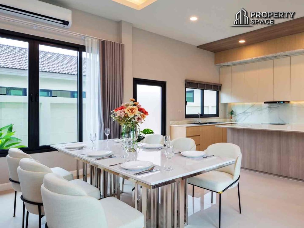 Presale UnFurnished 3 Bedroom Pool Villa In Huai Yai Pattaya For Sale Image 11