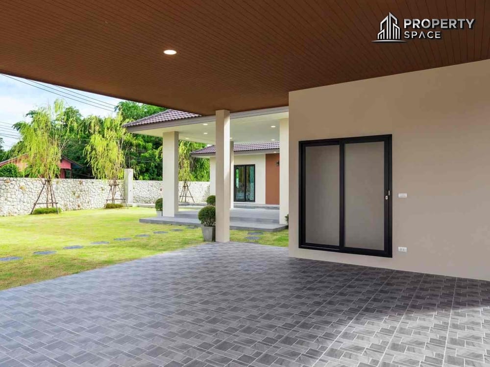 Presale UnFurnished 3 Bedroom Pool Villa In Huai Yai Pattaya For Sale Image 27