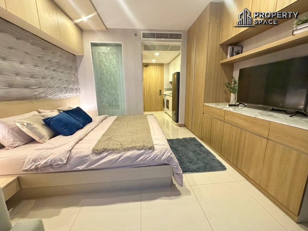 Chic Studio In The Riviera Wongamat Condo Pattaya For Rent  Image 6