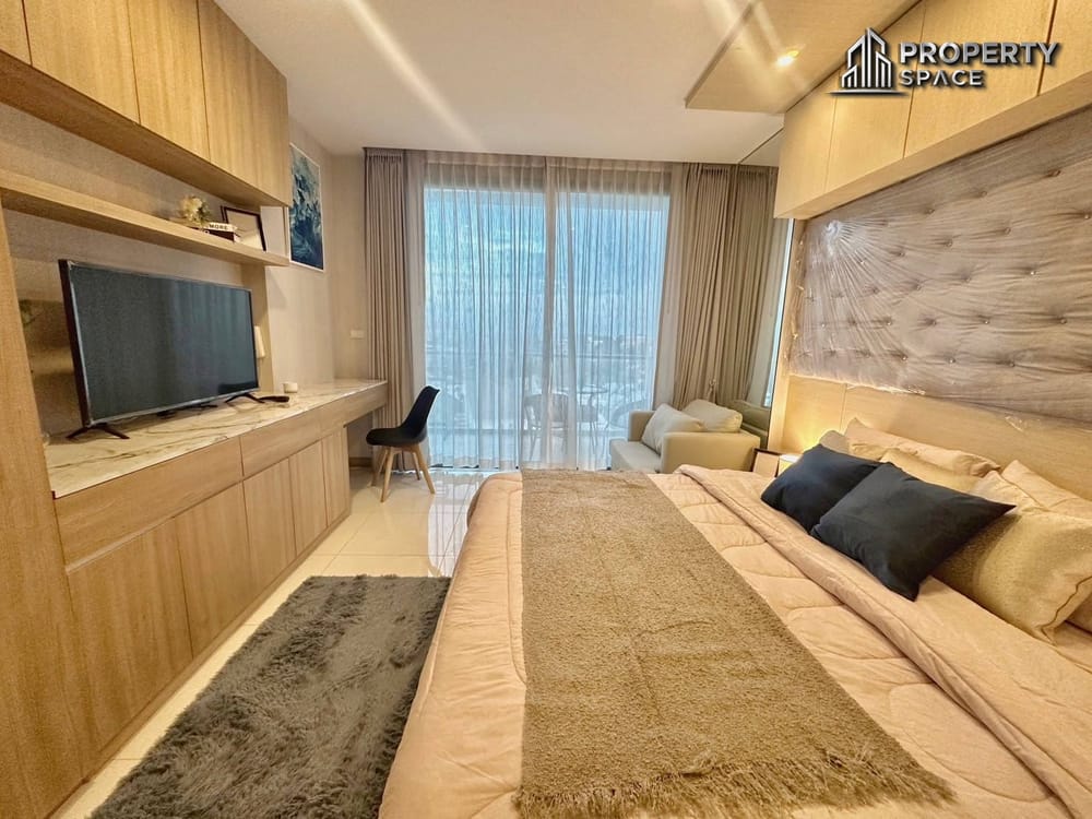 Chic Studio In The Riviera Wongamat Condo Pattaya For Rent  Image 3