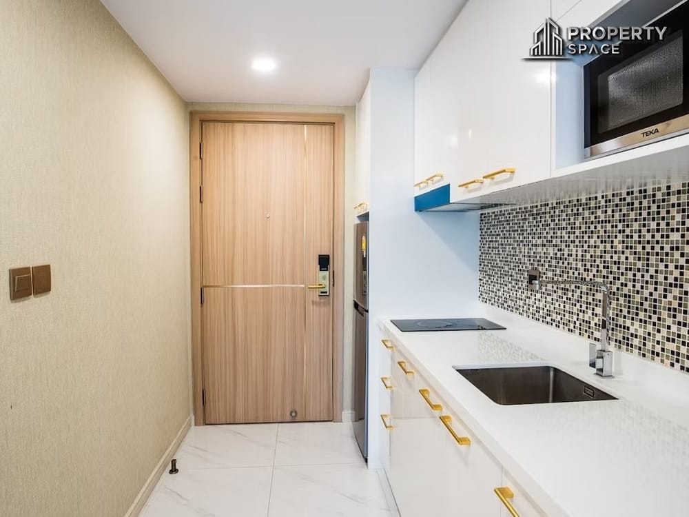 Modern 2-Bedroom In Dusit Grand Park 2 Jomtien Condo For Rent Image 6