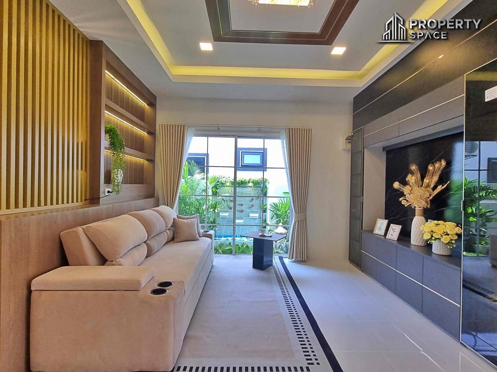 Modern 3 Bedroom House In Soi Siam Country Club Pattaya For Rent Image 1