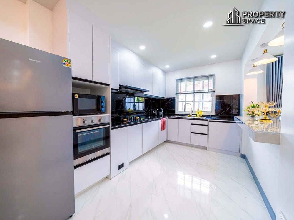 4 Bedroom Brand New Pool Villa Near Tara Pattana International School For Sale Image 15