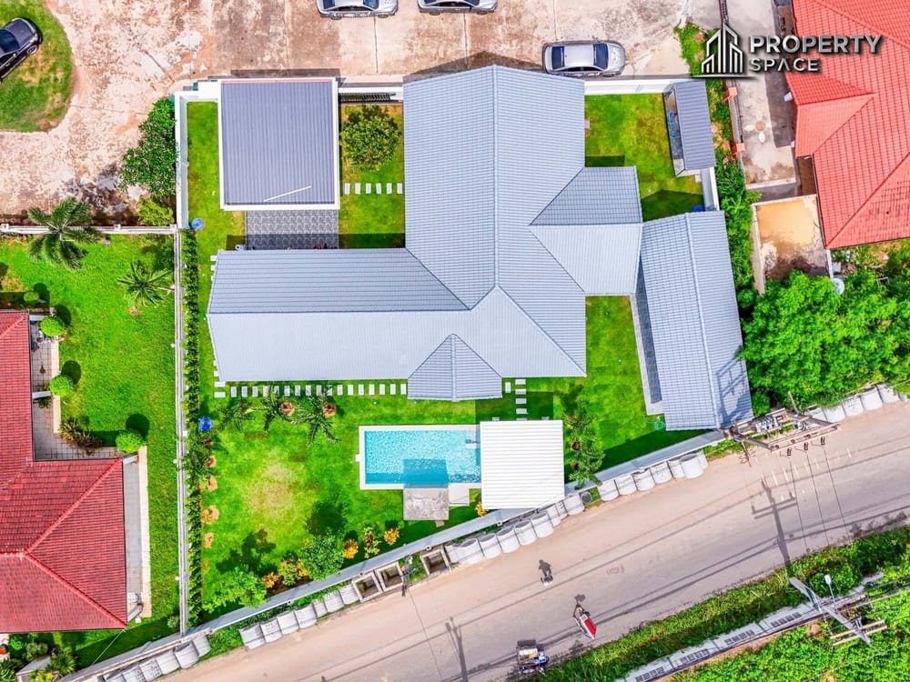 4 Bedroom Brand New Pool Villa Near Tara Pattana International School For Sale Image 4