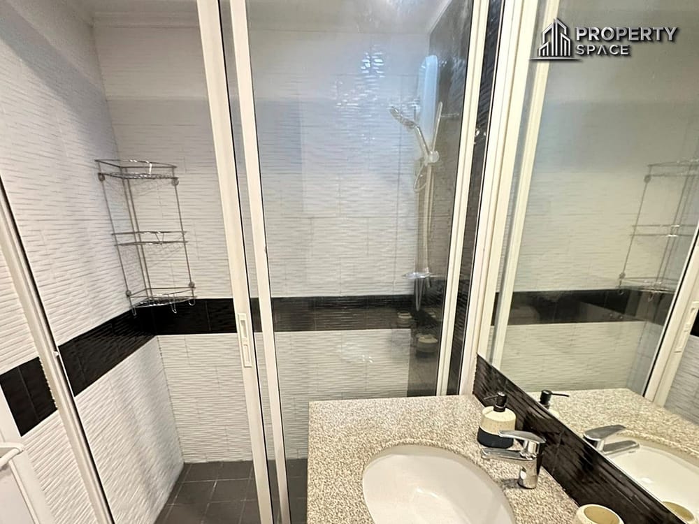 1 Bedroom Condo In Siam Oriental Tropical Garden Pratumnak For Rent Image 8