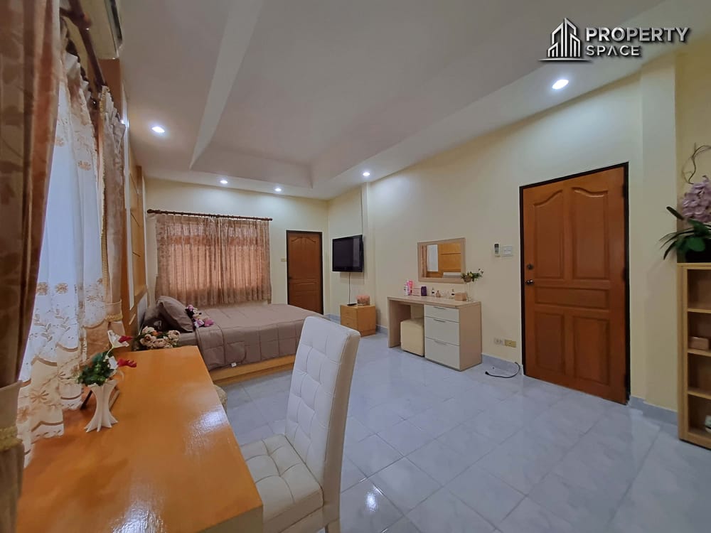 4 Bedroom Detached House In East Pattaya Near Tara Pattana International School For Sale Image 21