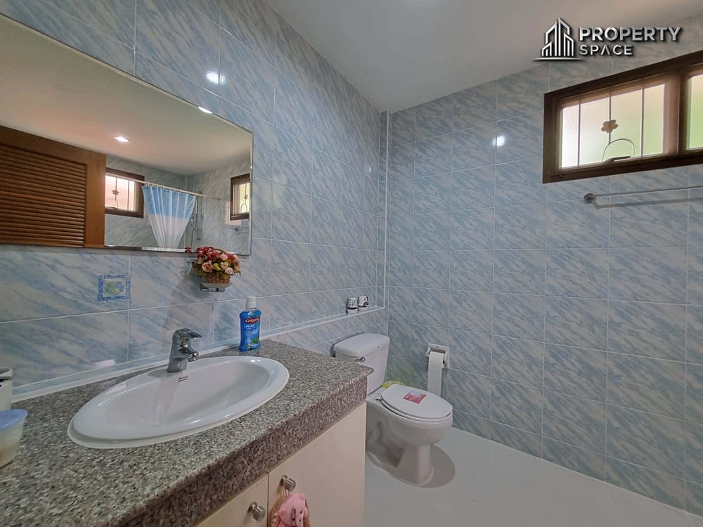 4 Bedroom Detached House In East Pattaya Near Tara Pattana International School For Sale Image 33