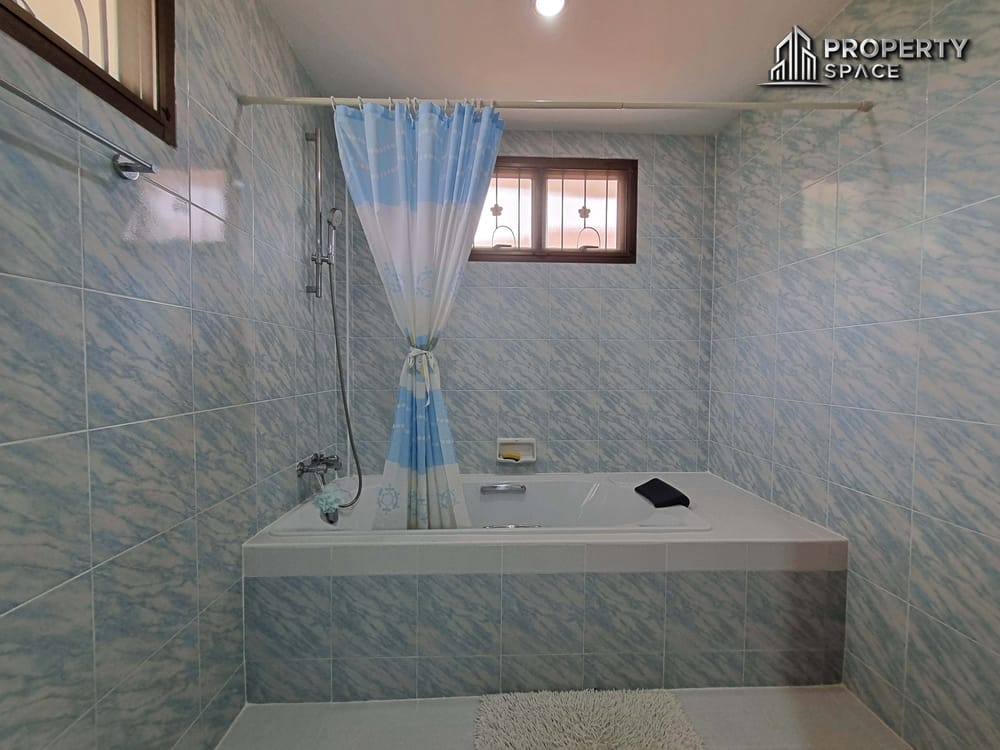 4 Bedroom Detached House In East Pattaya Near Tara Pattana International School For Sale Image 24