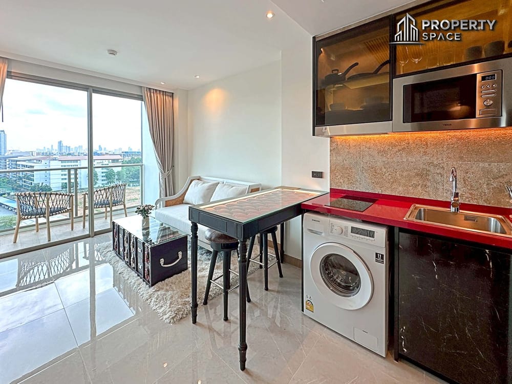 Brand New 1 Bedroom In The Riviera Ocean Drive Pattaya For Rent Image 4