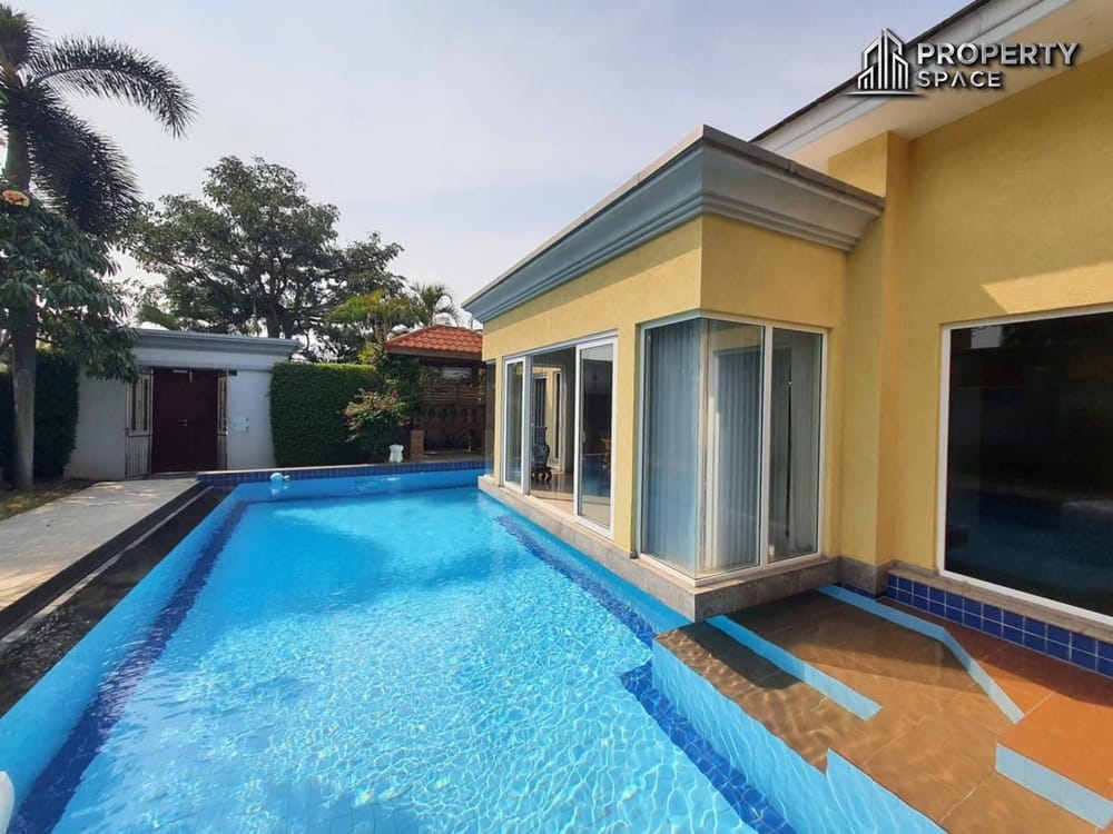 Modern 3-Bedroom Pool Villa in Siam Royal View For Rent Image 4