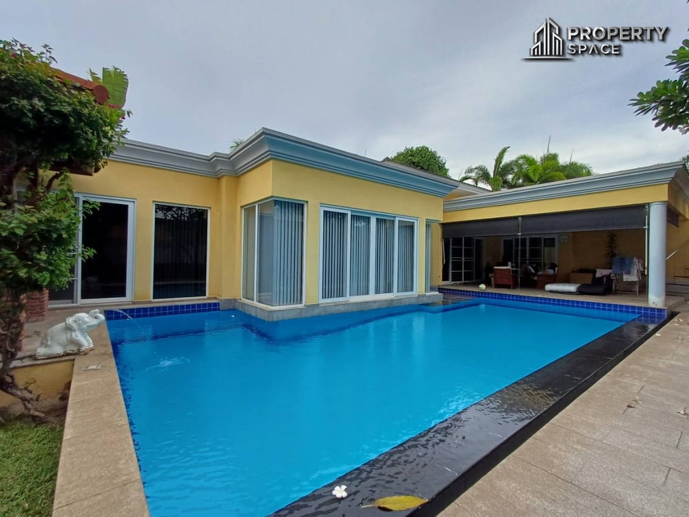 Modern 3-Bedroom Pool Villa in Siam Royal View For Rent Image 5
