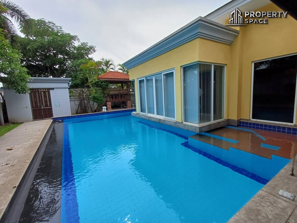 Modern 3-Bedroom Pool Villa in Siam Royal View For Rent Image 10