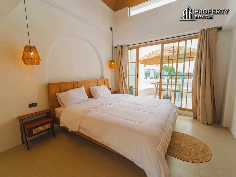 Stunning 3-Bedroom Beachside House Just 200 Meters from Wongamat Beach For Rent Image 10