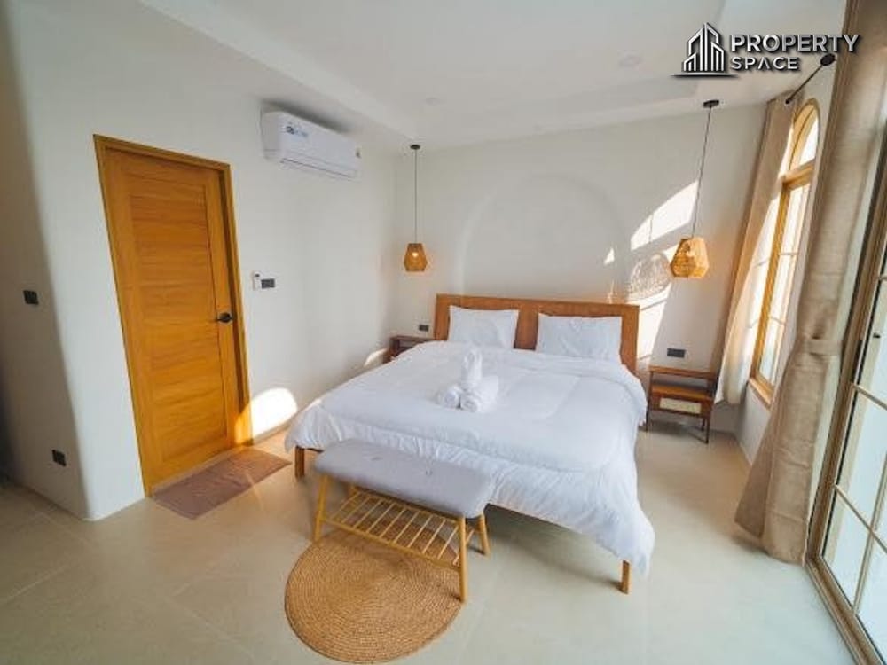 Stunning 3-Bedroom Beachside House Just 200 Meters from Wongamat Beach For Rent Image 14