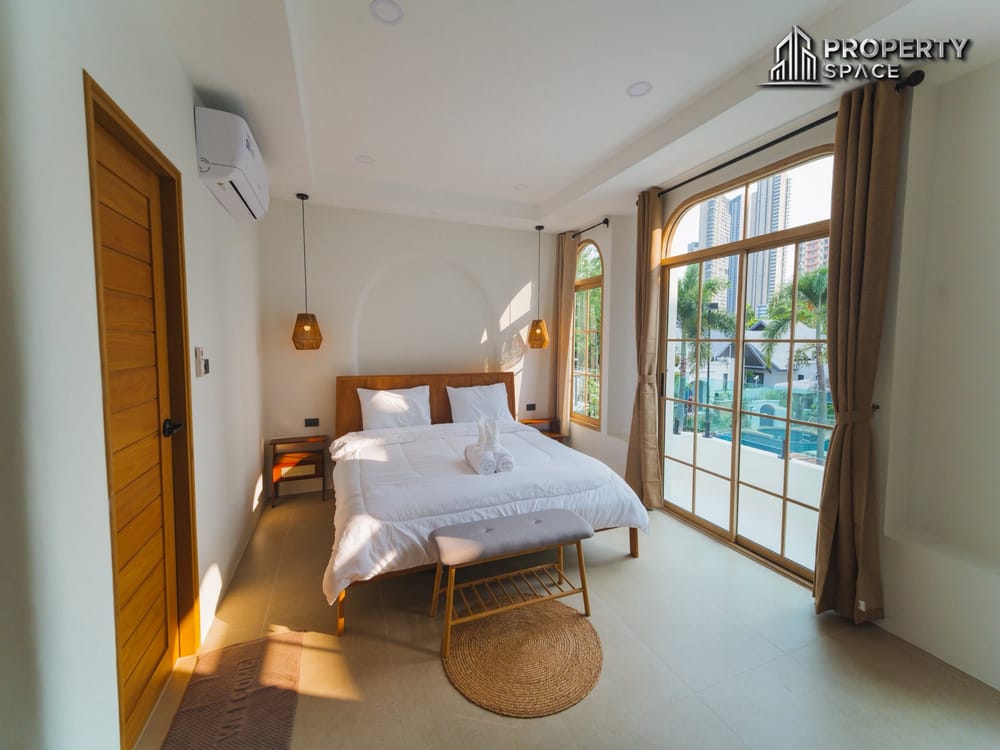 Stunning 3-Bedroom Beachside House Just 200 Meters from Wongamat Beach For Rent Image 16
