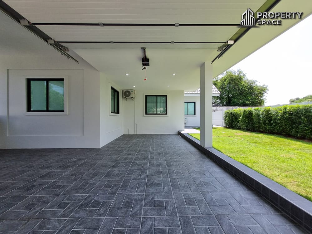Modern 3 Bedroom Pool Villa Newly Renovated In North Pattaya For Sale Image 6