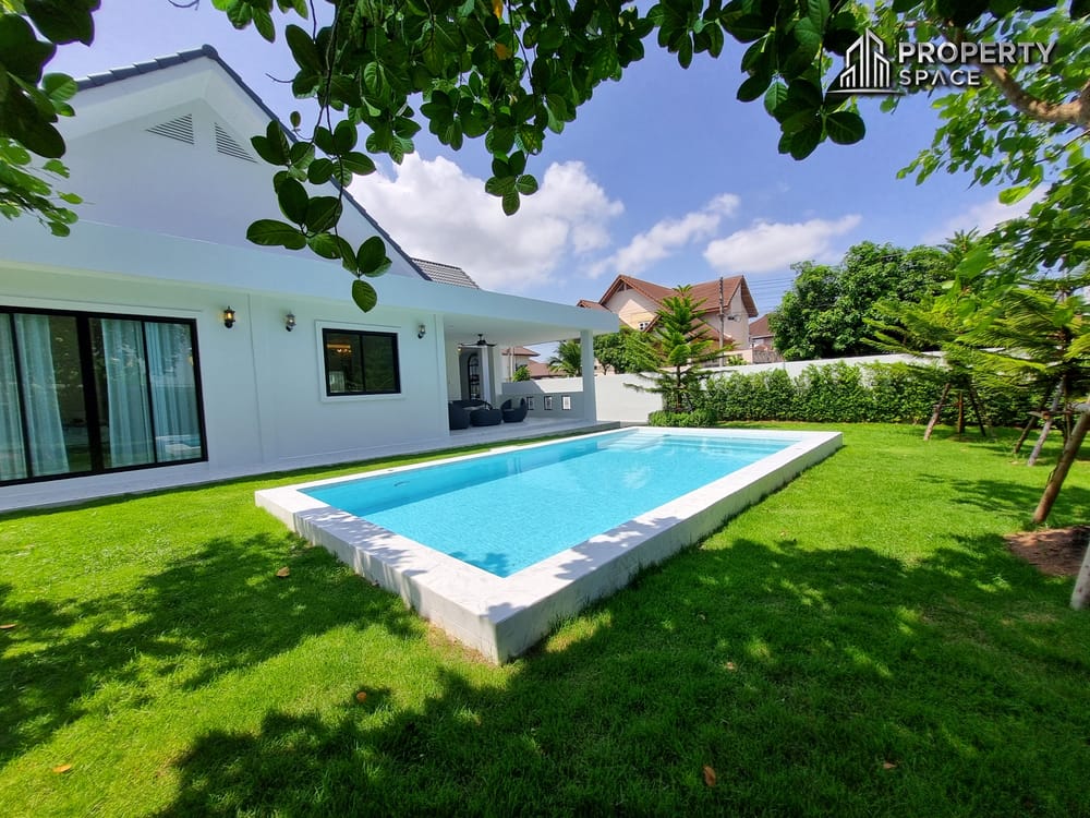 Modern 3 Bedroom Pool Villa Newly Renovated In North Pattaya For Sale Image 1